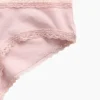 Hipster cheeky de algodón orgánico elástico con ribete de encaje, el más suave