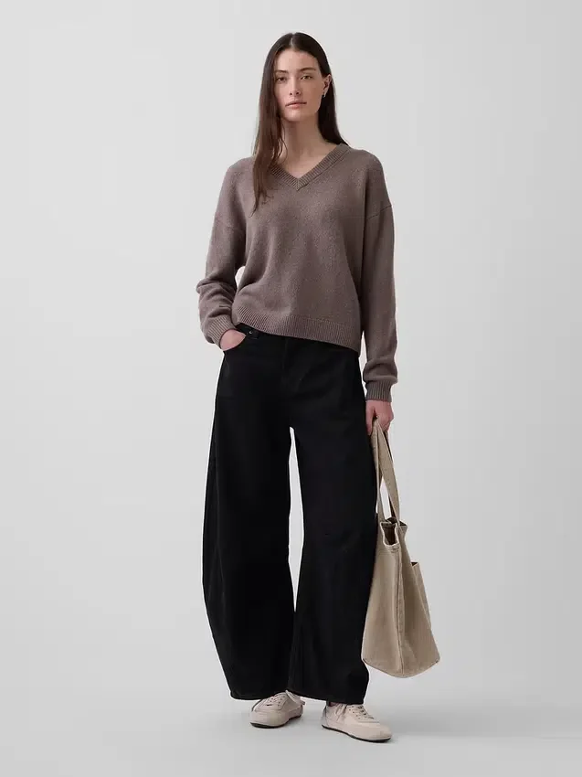Jerséu oversize con cuello en V CashSoft