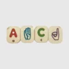 Juego de aprendizaje del alfabeto con señas