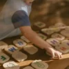 Juego de aprendizaje del alfabeto con señas