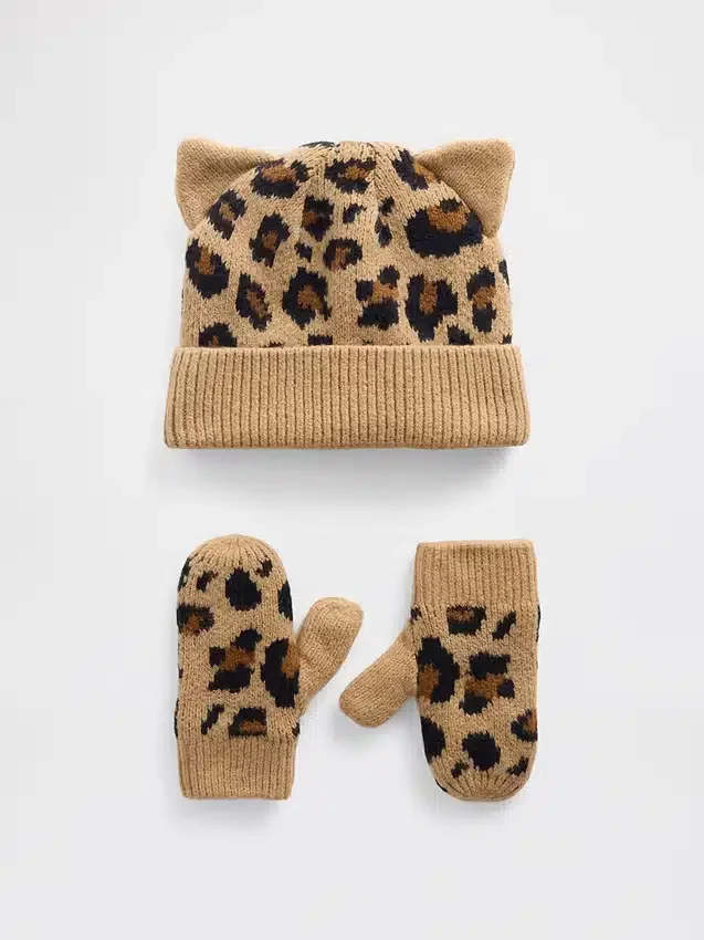 Juego de gorrito y mitones de leopardo CashSoft para bebés y niños pequeños