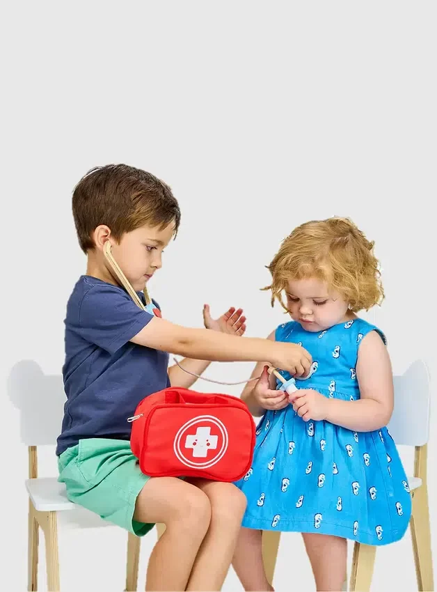 Juego de primeros auxilios para niños pequeños