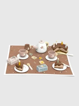 Juego de té de cumpleaños para niños pequeños