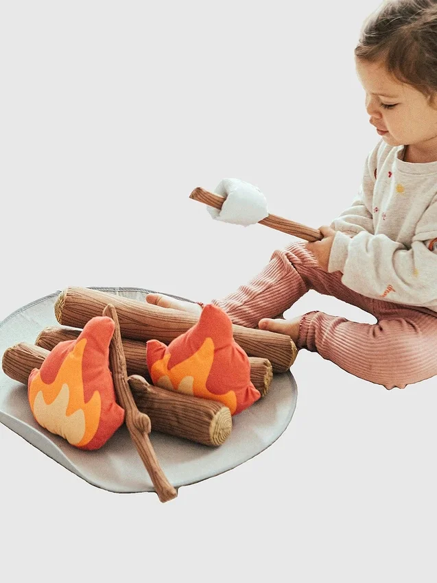 Juguete para niños pequeños «Fogata de campamento y s'mores»
