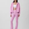 Leggings GapFit Smooth con cintura doblada y corte mini acampanado