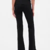 Leggings GapFit Smooth con cintura doblada y corte mini acampanado