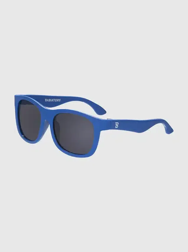 Lentes de sol Babiators Navigator para niños pequeños y niños