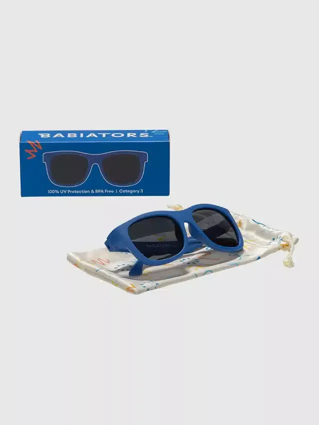 Lentes de sol Babiators Navigator para niños pequeños y niños
