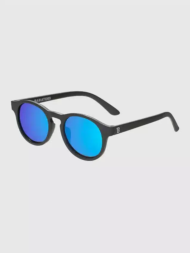 Lentes de sol polarizados Babiators para niños pequeños y niños con diseño de ojo de cerradura