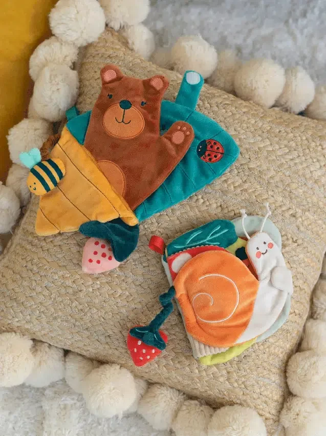 Libro sensorial suave «Silly Snail»