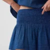 Mini falda-pantalón de mezclilla de gasa de algodón con cintura fruncida