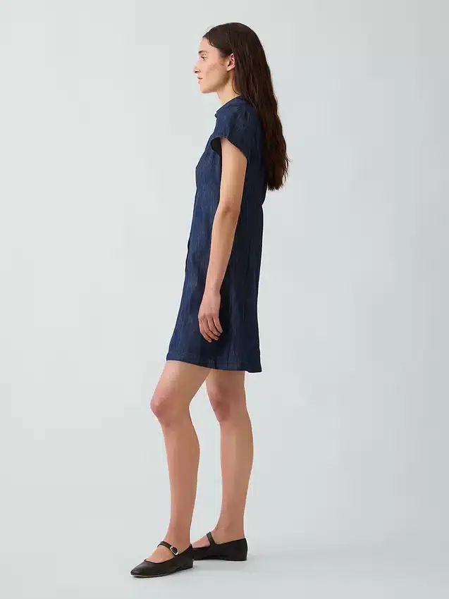 Mini vestido camisero con cintura imperio