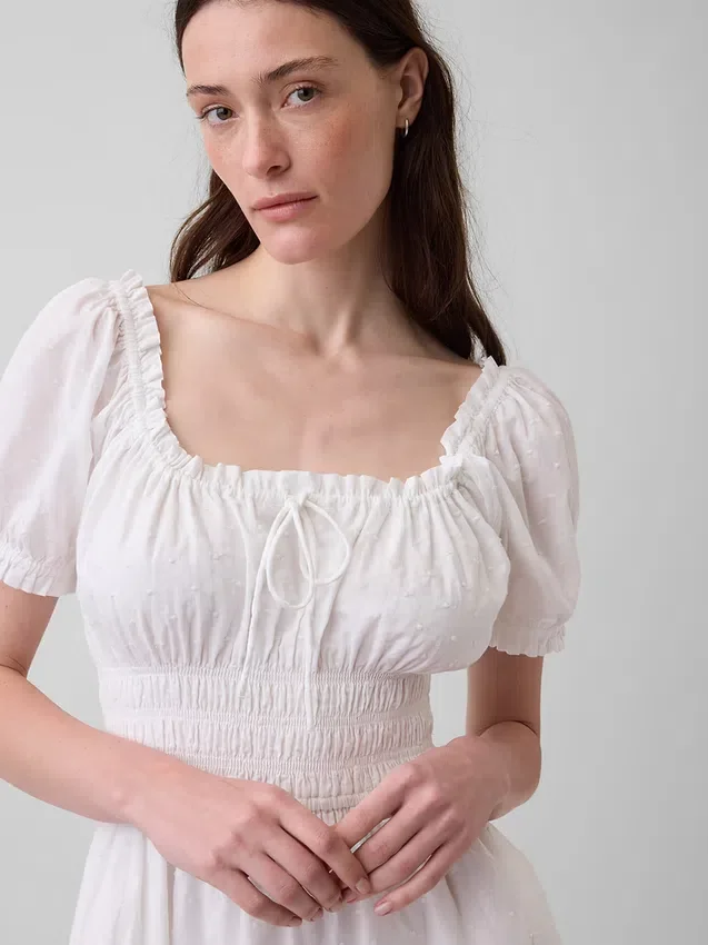 Mini vestido con cintura fruncida