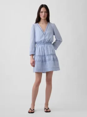 Mini vestido con ribete de encaje