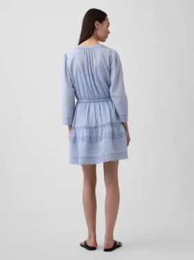 Mini vestido con ribete de encaje
