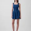 Mini vestido de cintura baja con pinzas