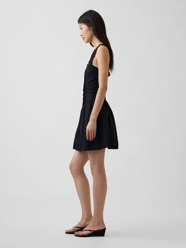 Mini vestido de cintura baja con pinzas