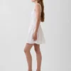 Mini vestido de cintura baja con pinzas
