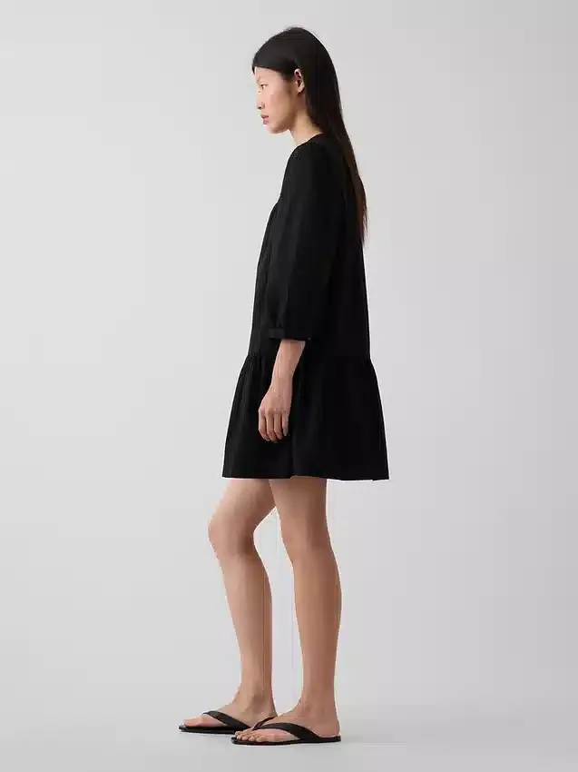 Mini vestido de cintura baja con ribete de encaje