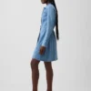Mini vestido de mezclilla con botones al frente