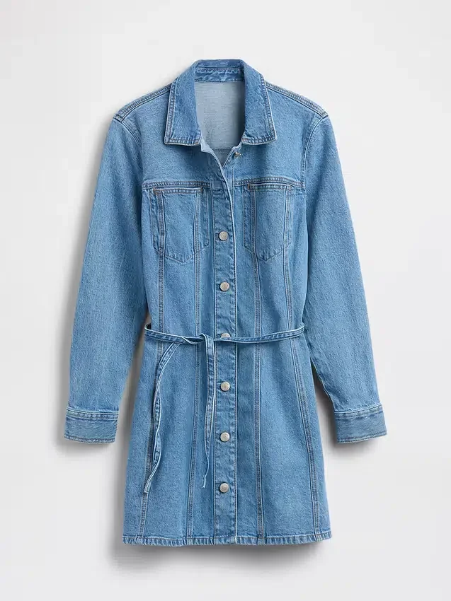 Mini vestido de mezclilla con botones al frente