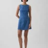 Mini vestido de mezclilla con cuello de barco y espalda abierta