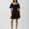 Mini vestido de popelín con mangas con volantes