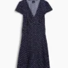 Mini vestido estampado con cuello en V