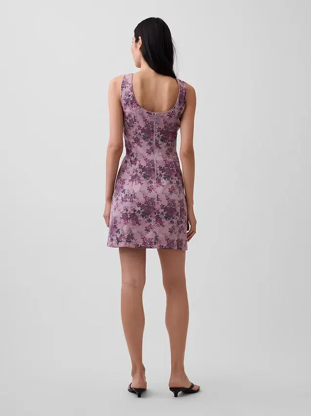 Mini vestido floral con cuello de barco y espalda abierta