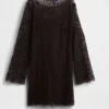 Mini vestido recto de encaje