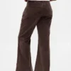Pantalones acampanados de pana de talle medio