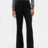 Pantalones acampanados de sarga de talle bajo