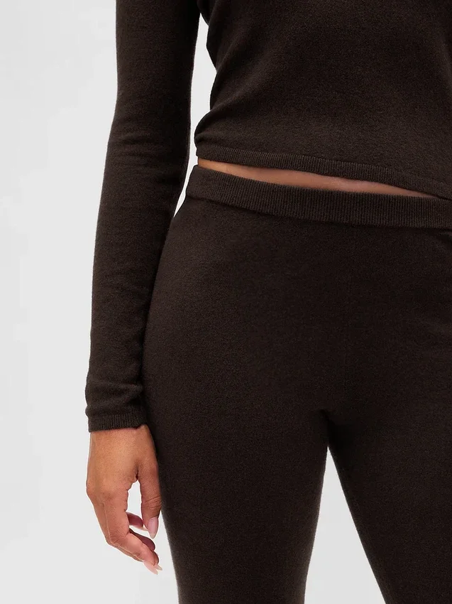 Pantalones acampanados elásticos CashSoft