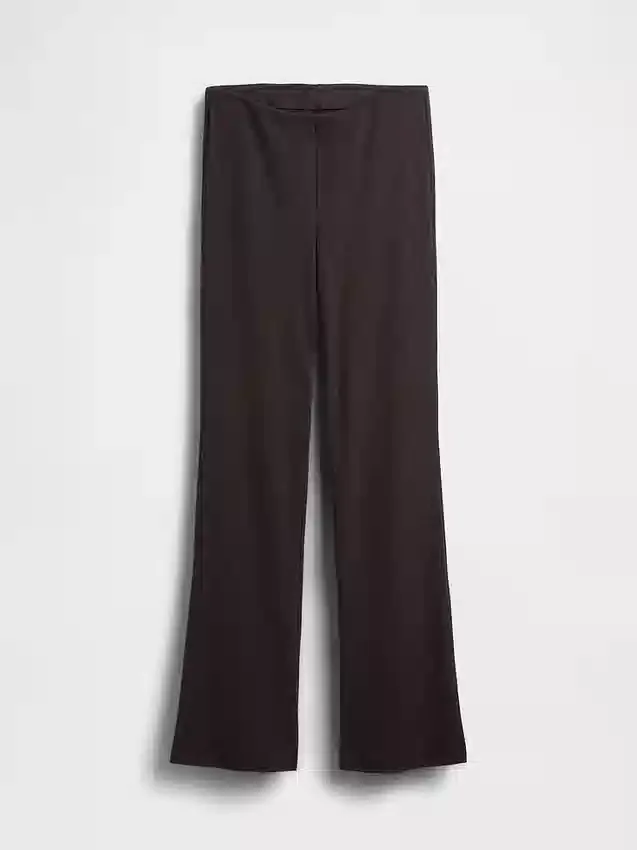 Pantalones acampanados modernos de canalé ancho