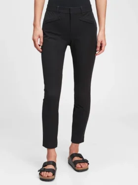 Pantalones ajustados hasta el tobillo