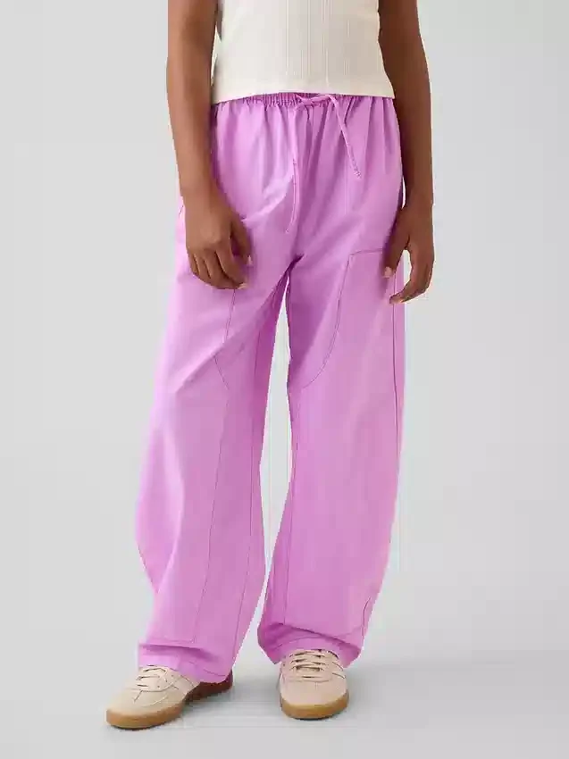 Pantalones anchos de niño con doble costura en las rodillas
