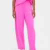 Pantalones anchos de tela gruesa