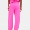 Pantalones anchos de tela gruesa