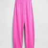 Pantalones anchos de tela gruesa