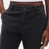 Pantalones caqui acampanados de talle bajo y corte holgado