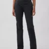 Pantalones caqui ajustados de tiro bajo y corte acampanado