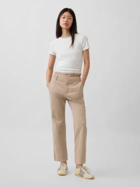 Pantalones caqui de talle medio