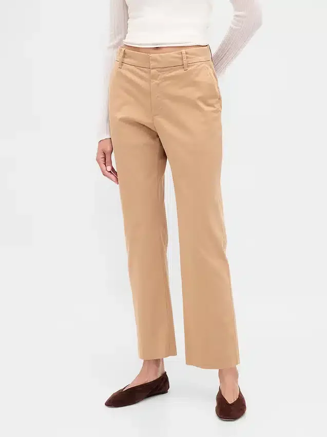 Pantalones caqui de talle medio
