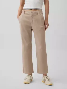 Pantalones caqui de talle medio
