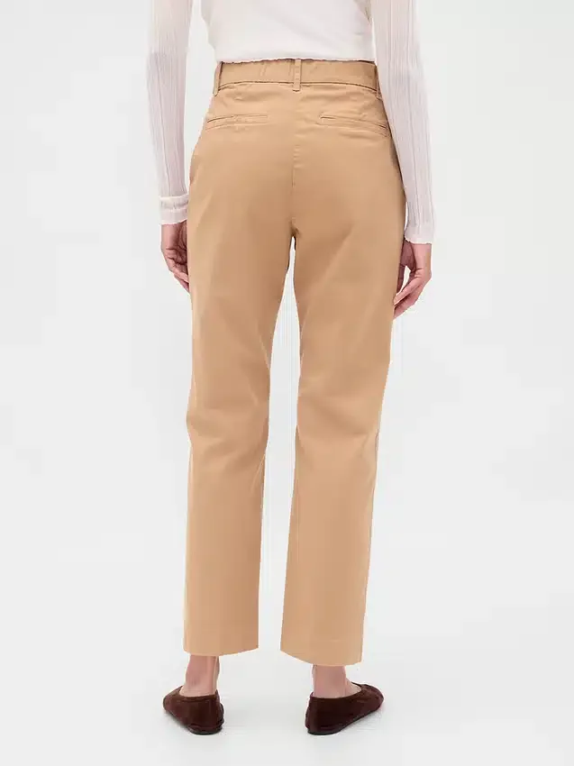Pantalones caqui de talle medio