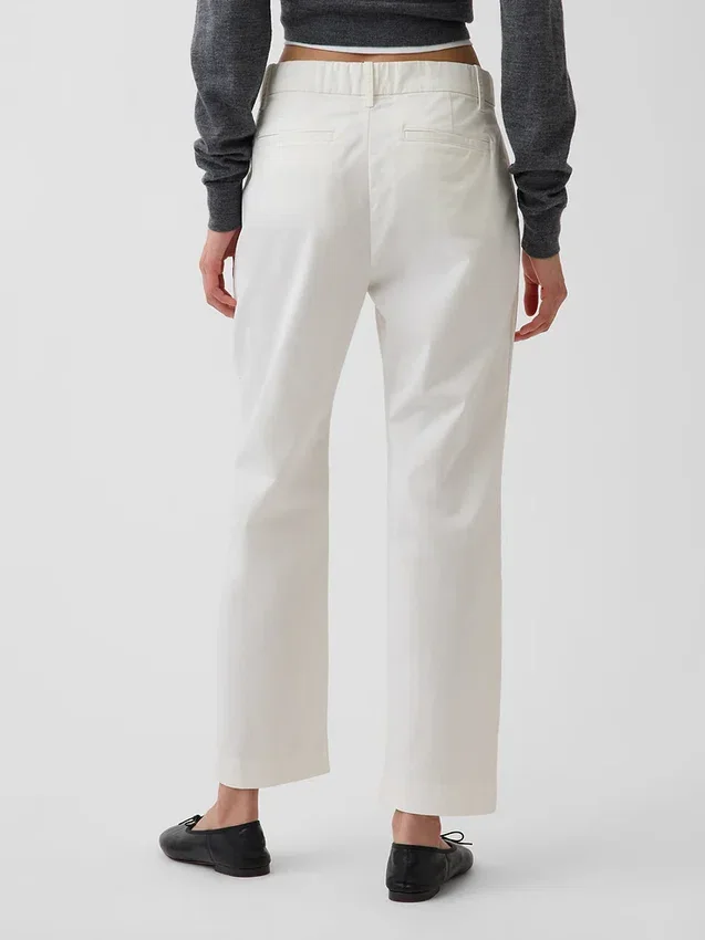 Pantalones caqui de talle medio
