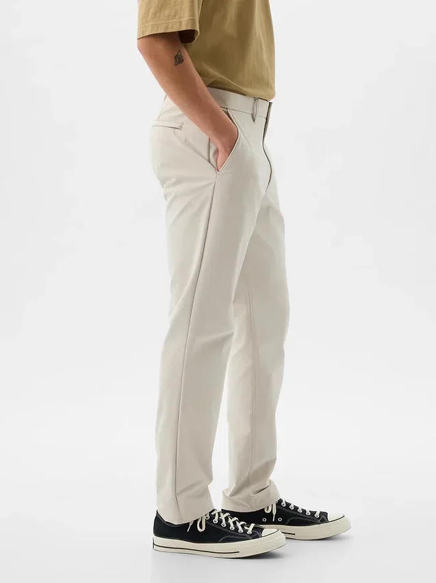Pantalones caqui híbridos ajustados
