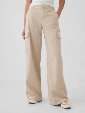 Pantalones caqui holgados de estilo cargo de talle medio