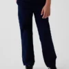 Pantalones caqui holgados de estilo moderno para niños