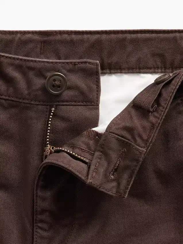 Pantalones caqui holgados de estilo moderno para niños